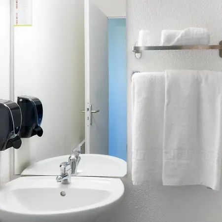 Audotel Отель Каркассон