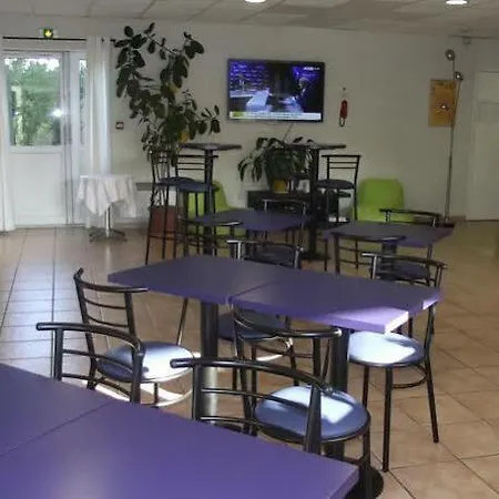 Audotel 2* Каркассон