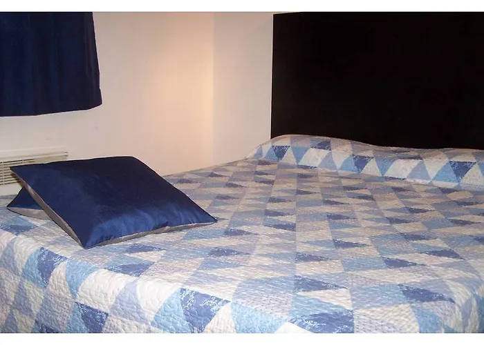 Audotel 2* Carcassone