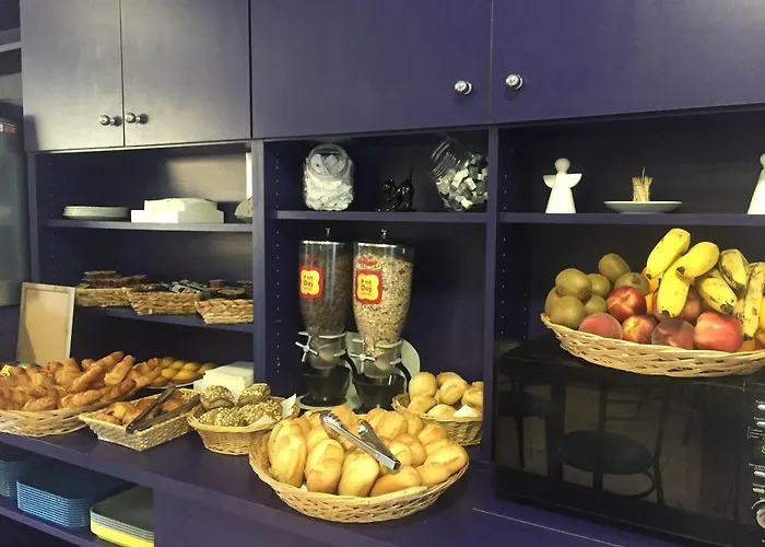 ホテル Audotel カルカソンヌ