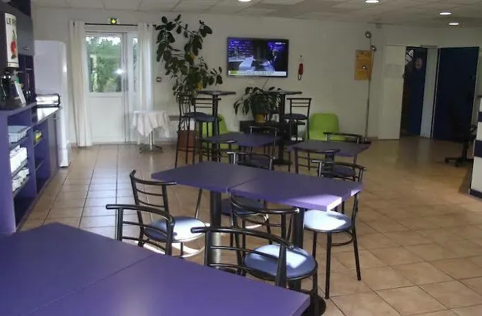 Audotel 2* カルカソンヌ