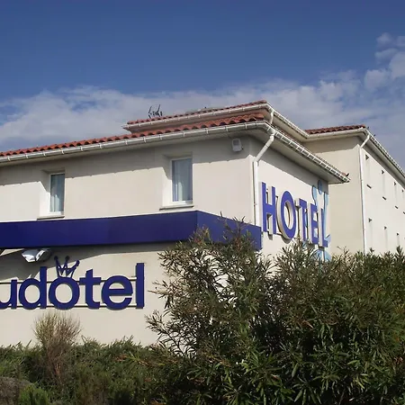 ホテル Audotel 2*